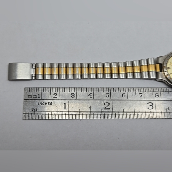 Vintage Manhattan By Croton Watch Diamond Gold Silver Two Tone 24mm New Battery - Picture 8 of 9